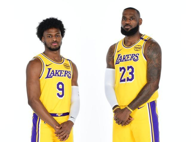 yl7703永利-父子同场即将上线！詹皇为儿子站台：每天都在进步