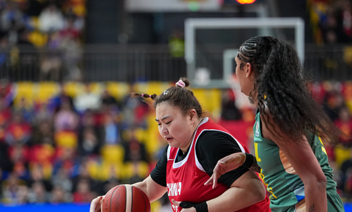 yl7703永利-16分钟砍12+6！中国女篮2米01女版奥尼尔闪耀：无惧WNBA探花真猛|刘禹彤|巴西女篮|巴西|体重|沙奎尔-奥尼尔_新浪体育_新浪新闻